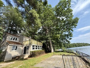 28 Deerneck Ln in Auburn, NH - Building Photo - Building Photo