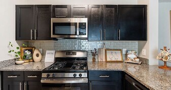 Park at The Hill in Atlanta, GA - Building Photo