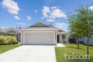 7022 Cozy Run in San Antonio, TX - Building Photo