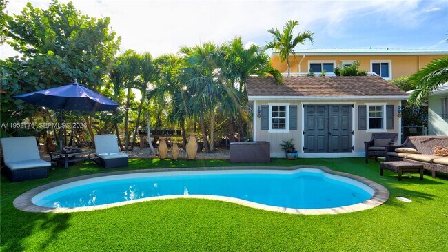 150 Azalea St in Tavernier, FL - Building Photo - Building Photo