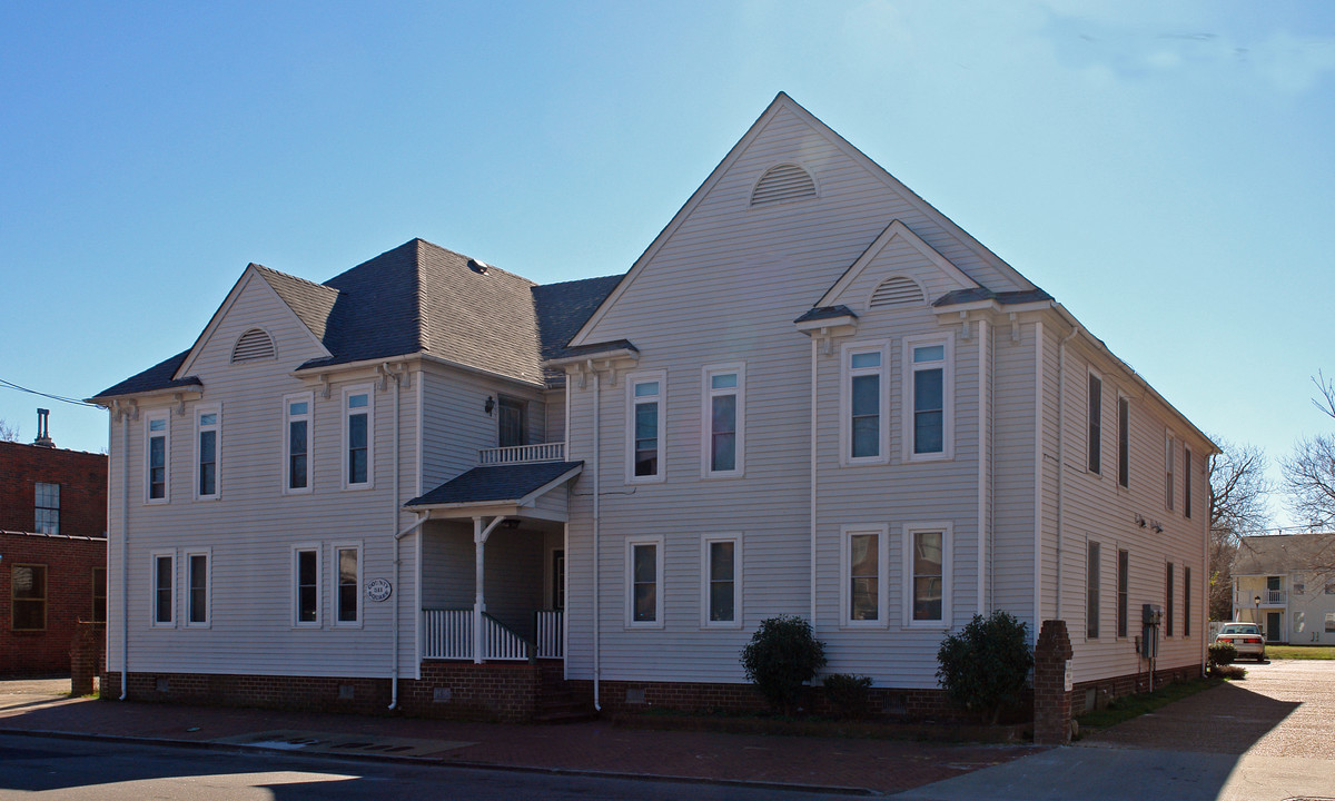 511 County St in Portsmouth, VA - Building Photo