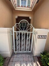 4939 N Harbor Isles Dr in Fort Lauderdale, FL - Building Photo - Building Photo