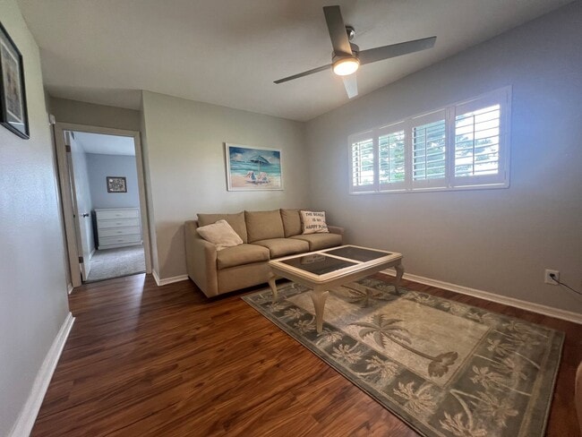 944 S Peninsula Dr in Daytona Beach, FL - Foto de edificio - Building Photo