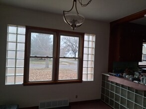 611 Fairview Ave in Muscatine, IA - Foto de edificio - Building Photo