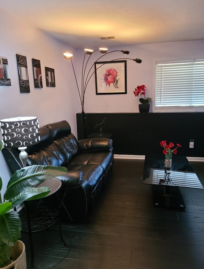 3585 Rogues Edge Dr NE, Unit Lower Level Apartment