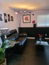 3585 Rogues Edge Dr NE, Unit Lower Level Apartment in Rockford, MI - Foto de edificio - Building Photo