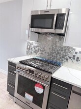 59-19 74th St in Queens, NY - Building Photo - Building Photo