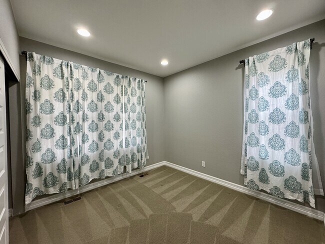 14889 Melco Ave in Parker, CO - Foto de edificio - Building Photo