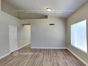 710 S Catalina St in Gilbert, AZ - Foto de edificio - Building Photo