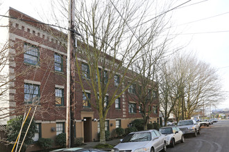 The Vintage in Portland, OR - Building Photo - Building Photo