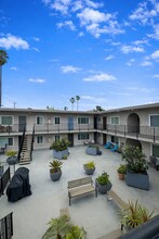 445 Washington Blvd in Marina Del Rey, CA - Building Photo - Building Photo