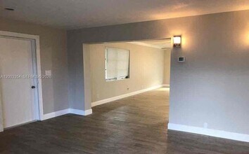 4882 Pine Cone Ln in West Palm Beach, FL - Building Photo - Building Photo