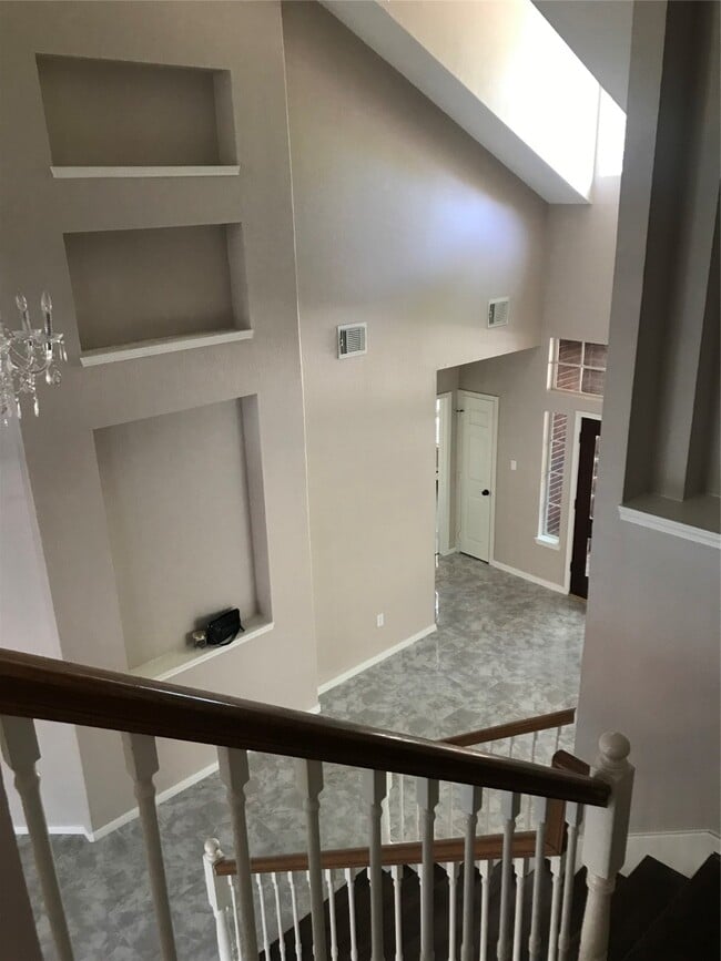 property at 2206 Lashley Ct