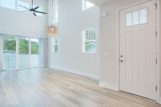 410 Finn Wy in Dunedin, FL - Building Photo - Building Photo
