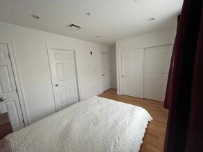 1 Russell St in Cambridge, MA - Building Photo - Building Photo