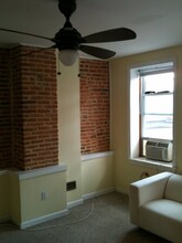 15 E West St, Unit 1 in Baltimore, MD - Building Photo - Building Photo