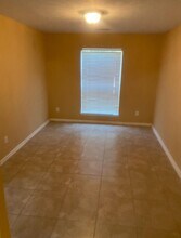 2335 Seahorse Bend Dr in Katy, TX - Building Photo - Building Photo