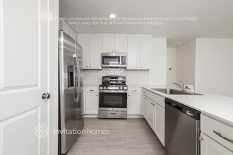 3205 Roslyn Grist in San Antonio, TX - Building Photo - Building Photo