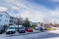 Anchor Pointe in St Catharines, ON - Building Photo - Building Photo