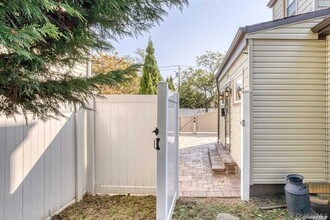 524 Central Ave in Bethpage, NY - Building Photo - Building Photo