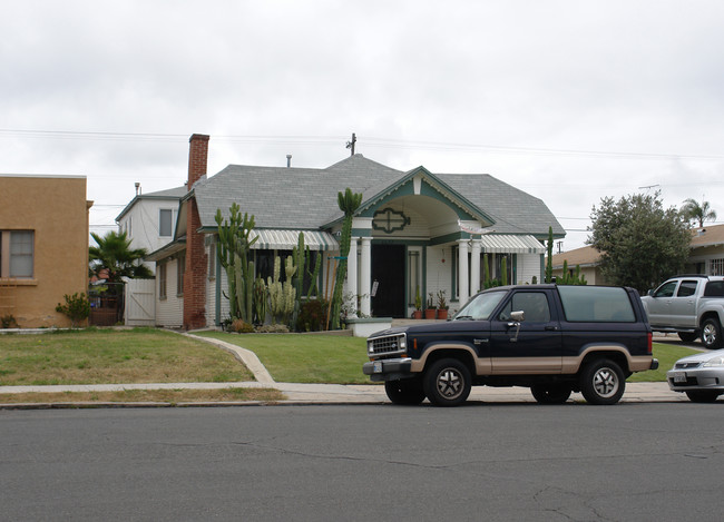 3677 31st St in San Diego, CA - Foto de edificio - Building Photo