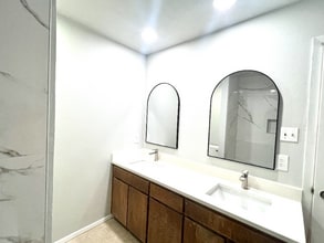 2407 Ventura Dr in Arlington, TX - Building Photo - Building Photo