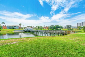 4000 Gulf Terrace Dr in Destin, FL - Building Photo - Building Photo