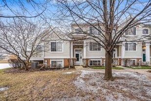 1733 Avalon Ct in Glendale Heights, IL - Building Photo