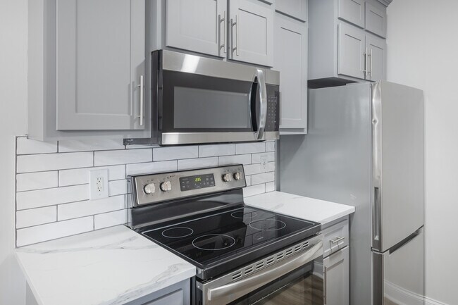 Faris Residences Strawberry Station in Moncks Corner, SC - Building Photo - Interior Photo