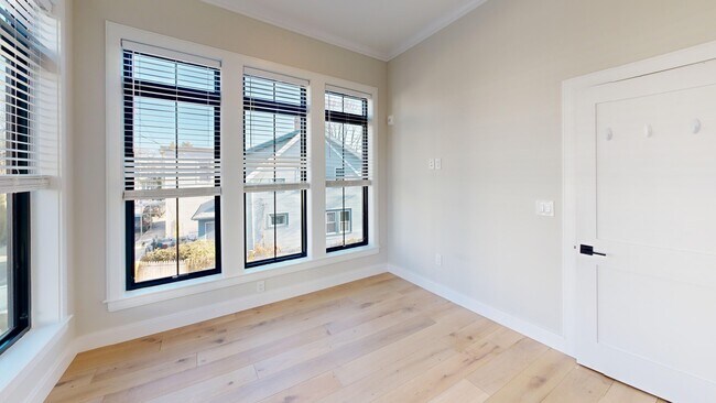property at 163 Everett St