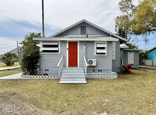 4091 58th Ave N in St. Petersburg, FL - Building Photo - Building Photo