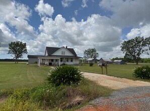 24150 Seibert Rd in Elberta, AL - Building Photo - Building Photo