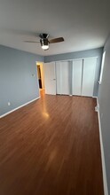 10923 Nandina Ct, Unit 2nd Floor in Philadelphia, PA - Foto de edificio - Building Photo