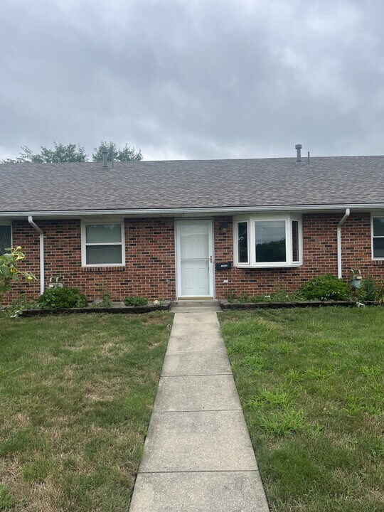 1644 Sierra Ave in Springfield, OH - Building Photo