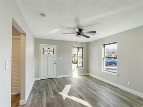 1104 Hamilton St in McKinney, TX - Building Photo - Building Photo