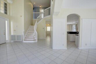 7715 Colony Lake Dr in Boynton Beach, FL - Building Photo - Building Photo