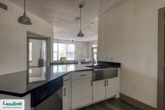 300 Enclave Dr in Conroe, TX - Building Photo - Building Photo