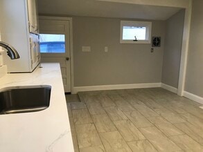 15 Montvale Ave in Stoneham, MA - Building Photo - Building Photo