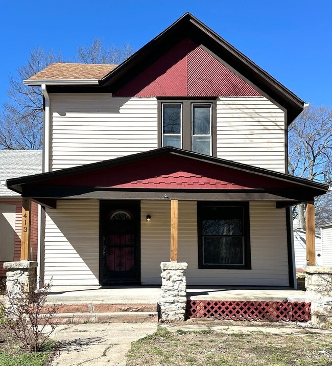 property at 413 SW Clay St
