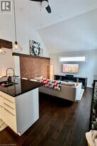 24 Locust St in Kitchener, ON - Building Photo