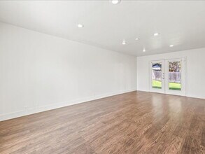 4023 Burning Tree Dr in San Antonio, TX - Building Photo - Building Photo