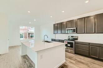628 Acorn Pl in Erie, CO - Building Photo - Building Photo