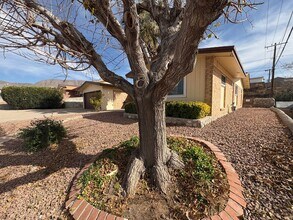 224 Lomont Dr in El Paso, TX - Building Photo - Building Photo