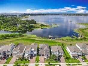 7398 Alpine Butterfly Ln in Orlando, FL - Foto de edificio - Building Photo