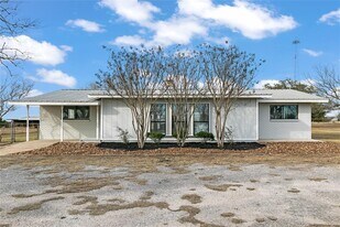 2736 E State Hwy 29 in Burnet, TX - Building Photo