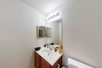 3 Fairlee Ct in Magnolia, TX - Foto de edificio - Building Photo