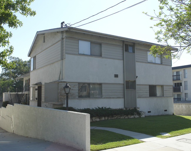 424 N Chapel Ave in Alhambra, CA - Building Photo - Building Photo