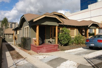 1427 Alexandria Ave in Los Angeles, CA - Building Photo - Building Photo