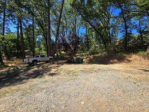 13255 Goldenchain Ct in Grass Valley, CA - Building Photo - Building Photo