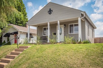 3450 Macklind Ave in St. Louis, MO - Foto de edificio - Building Photo